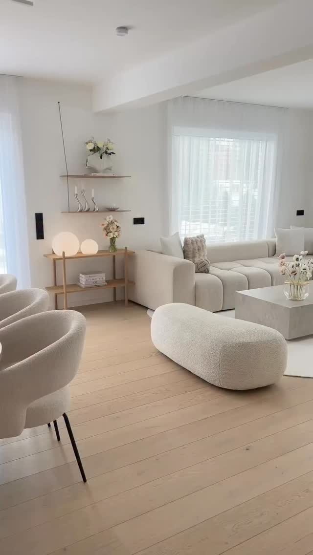 Instagram post from taylordecordesign. This post is in position 2.